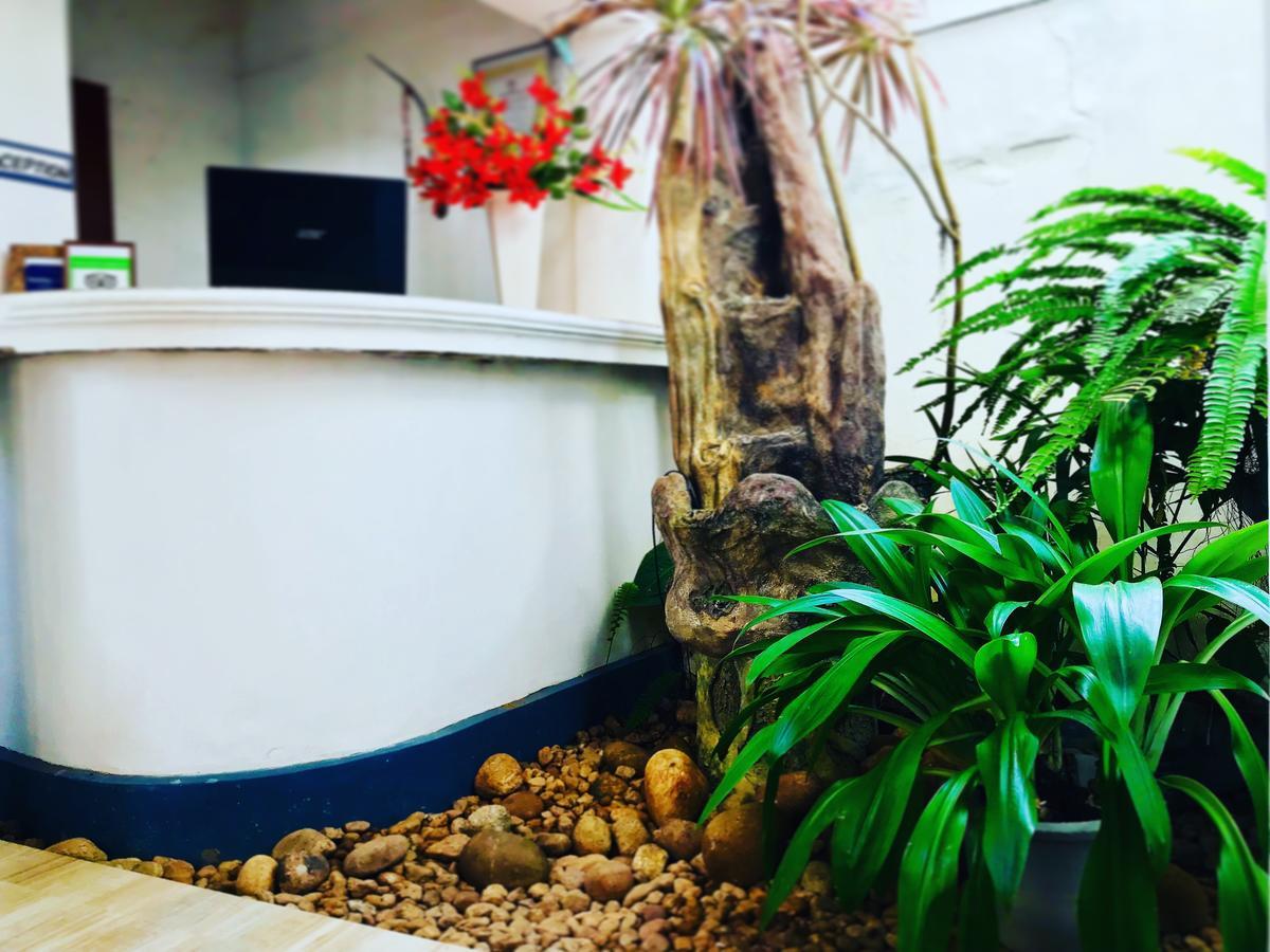 Hotel Dorset Negombo Ngoại thất bức ảnh