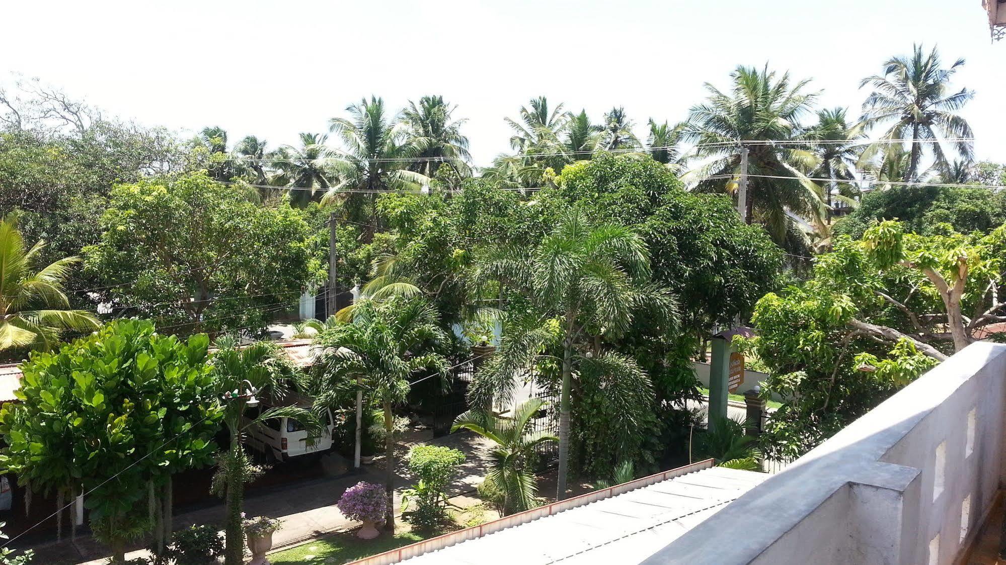 Hotel Dorset Negombo Ngoại thất bức ảnh